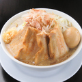 料理メニュー写真 味玉豚入りラーメン