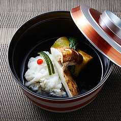 "食材"と"出汁"から生まれるおもてなし