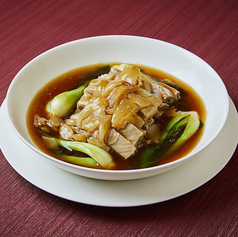 羊肉とフカヒレの上湯煮込み