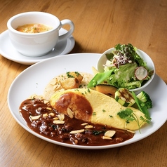 絶品のランチメニューもお愉しみ頂けます♪