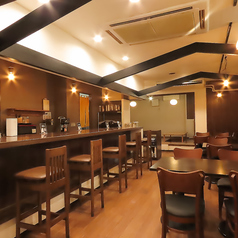 最大30名様まで対応可能な店舗の貸切予約も大歓迎です。周囲を気にせずプライベートな空間を共有できるため、会社の大規模な宴会や同窓会、結婚式の二次会など、大人数でのイベントに最適です。