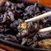 炭火で一気に焼き上げる地鶏は絶品!