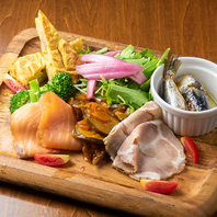 みんなで楽しむ、タパスの魅力