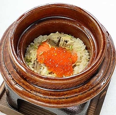 信州サーモンといくら釜飯
