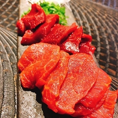 【長野駅からスグ】当店で一頭買いの馬肉を存分に満喫！