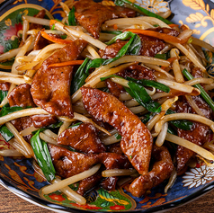 鉄分補充！栄養満点◎ニラレバ炒め