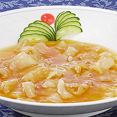 鮫の唇の特製スープ煮込み