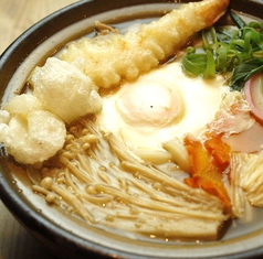 十種具材鍋焼きうどん