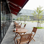 開放的なテラス席もご用意あり♪心地よい風を感じながら美味しい一杯をお楽しみ頂けます