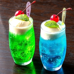 懐かしのクリームソーダ