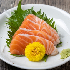 サーモンお造り