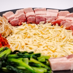 韓流肉屋台 KANCHAN カンチャンのおすすめ料理1