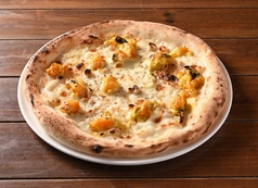 かぼちゃとヘーゼルナッツのピッツァ