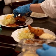 手間ひまかけて一から手作りの洋食をご提供します！