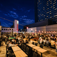 新宿ビアガーデン 天空ヒルズの雰囲気3