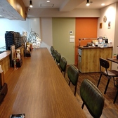 【無料Wi-Fi完備！】駅近ビルの5階、大人の隠れ家。1人で飲みたい時はカウンターでゆったり、仲間と食事したい時はコースで宴会、人目を気にせず盛り上がれる貸切など、シーンに合わせてご利用ください！