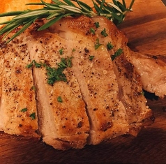 北海道産　日高四元『神威豚』ロース(200g)のソテー