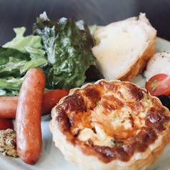 サクサクパイ生地のキッシュプレート