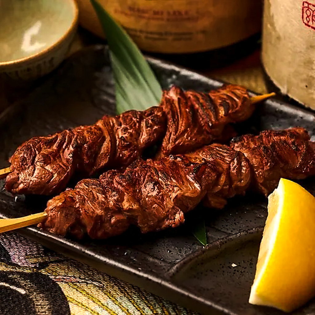 極上和牛を堪能する贅沢コース！肉寿司×炙りタン×すき焼き鍋