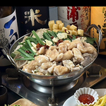 あっさり醤油味の博多風牛もつ鍋。〆はちゃんぽん麺で