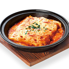 チーズとミートソースの窯焼きラザニア