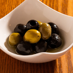 オリーブ盛合せ