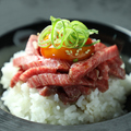 料理メニュー写真&nbsp;炙りユッケ丼