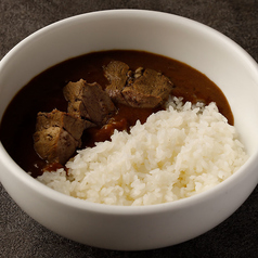 牛たんカレーライス（スープ・サラダ付き）