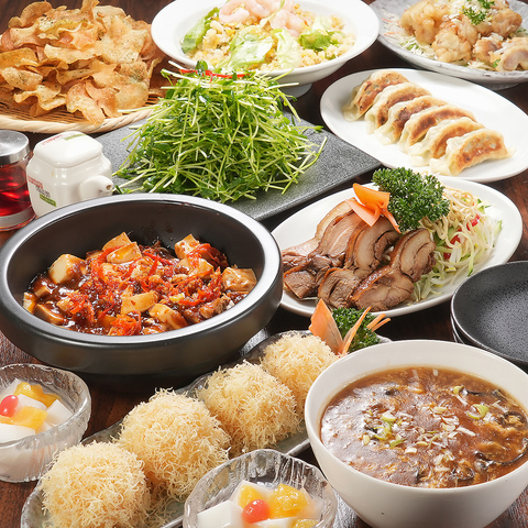 宴会・女子会に最適。お洒落な広々空間で、辛味と香りが生きる本格四川と美酒を堪能◎