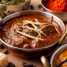 【おすすめ】シェフ特製！ラムのカリー&ナン