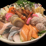 こちらは、創業当時から変わらない海鮮たっぷりの寄せ鍋です。