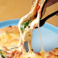 イタリア産のフレッシュチーズを使ったピッツァ