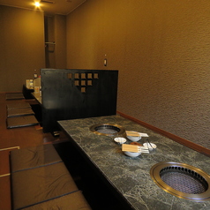 お子様連れのお客様も安心◎ゆったりとした掘りごたつ座敷をご用意しております。