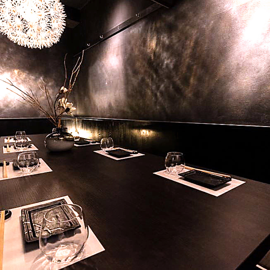 落ち着いたお洒落空間で大切な方と素敵なひとときを…。誕生日や記念日にはサプライズも♪