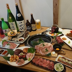 お肉に合う種類豊富なお酒をご用意◎