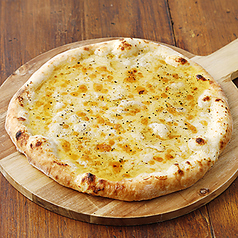 ガーリックフォルマッジピザ
