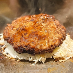 手ごねメンチカツ