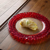 4種のソースで味わう本格煮込み◎