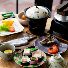 【日曜朝のみ】旅館の朝食御膳