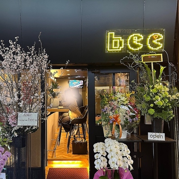ダイニングバー bee ビーの雰囲気1