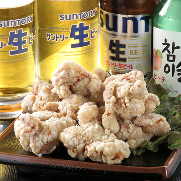 手羽先本舗 駅前通りの雰囲気1