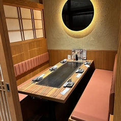 お好み焼き・鉄板焼き　桃太郎　グラングリーン大阪店の雰囲気1