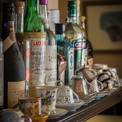 料理を引き立てる豊富なドリンクセレクション