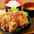 料理メニュー写真 若鶏の唐揚げ定食