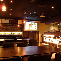 【全席喫煙OK!】貸切は50~100名様までご利用いただけます。二次会やパーティーであったら嬉しいプロジェクターをご用意しております!宴会が盛り上がること間違いなし★お料理や人数、ご予算などお気軽にご相談ください♪