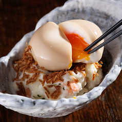 半熟味玉ポテサラ~黒胡椒仕立て~