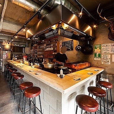 焼ジビエ 罠 手止メ 福岡警固店の雰囲気1