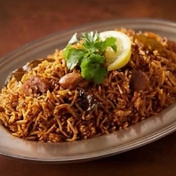 本格スパイス料理とアジアン居酒屋メニューを堪能！