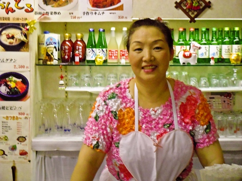 本場の韓国料理が味わえるお店。ママさんの笑顔も絶品で、ゆっくりくつろげる雰囲気。
