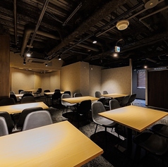 和の趣あふれる空間で、少人数の食事はもちろん、団体での宴会や打ち上げにも最適。幹事様必見の飲み放題付きコースも多数ご用意！アクセス抜群で集まりやすく、限定メニューもお楽しみいただけます！